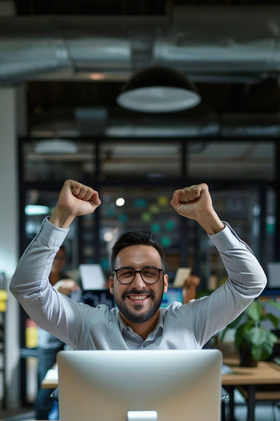 chili-concept.de-erfolg-happy-business-man-erfolgreiches-mindset-hypnose-erfolg